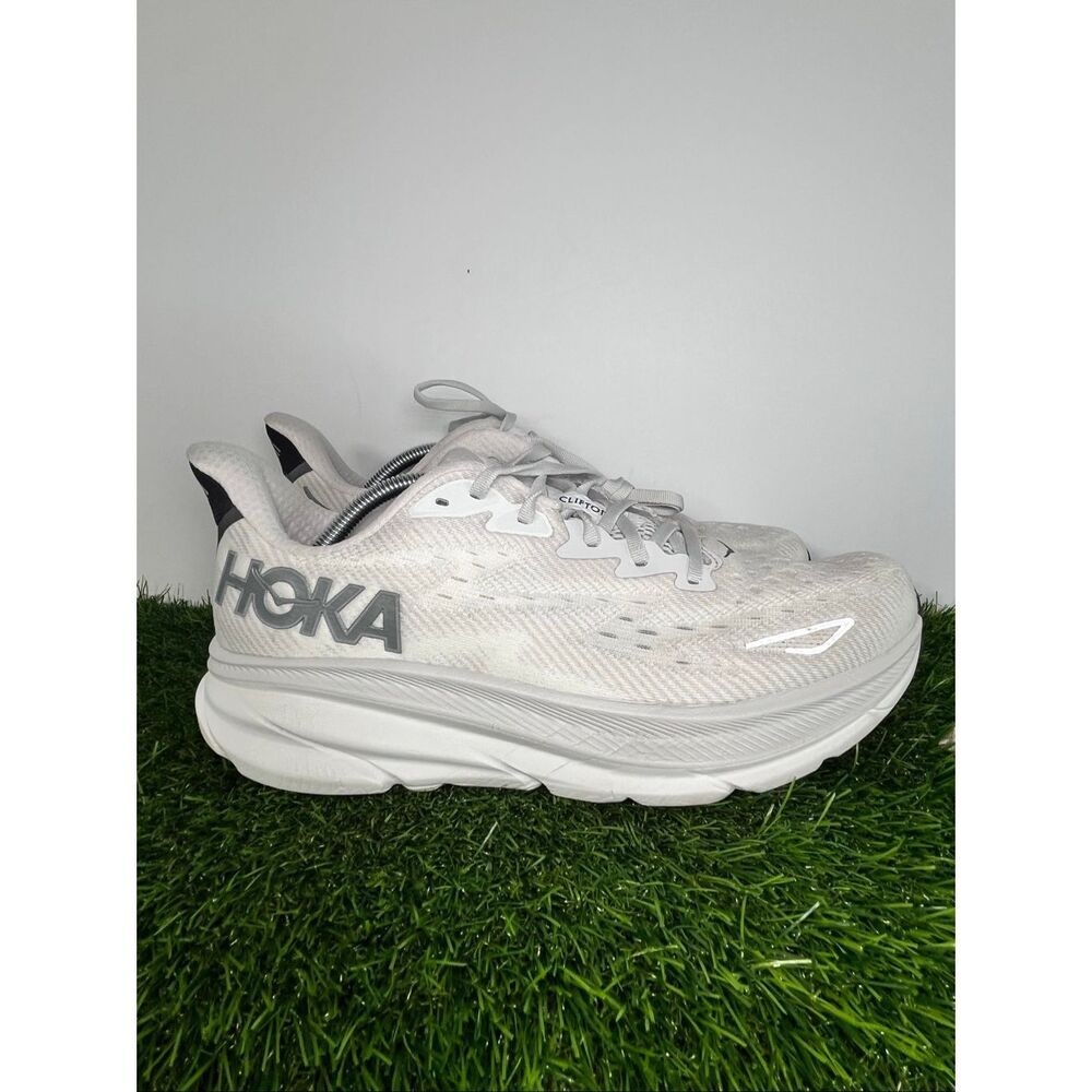 Hoka One One Clifton 9 Men’s Size 11D White Running Shoes Athletic Sneakers - Picture 3 of 8
